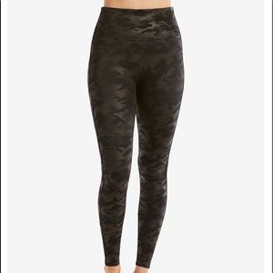 Spanx black camo leggings
